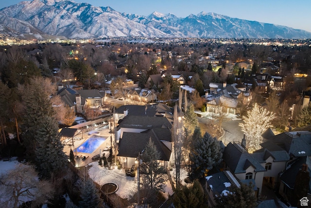 6121 Verness Cv S, Holladay, UT 84121 - aerial view with a mountain view