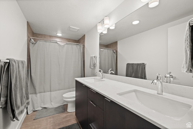 4513 S Bleecker Pl E, Millcreek, UT 84117 - bathroom featuring vanity, a shower with curtain, and toilet