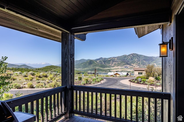 10725 N Hideout Trl, Hideout, UT 84036 - balcony featuring a mountain view