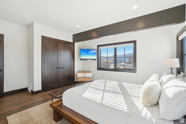 10725 N Hideout Trl, Hideout, UT 84036 - bedroom with wood finished floors, recessed lighting, and a closet