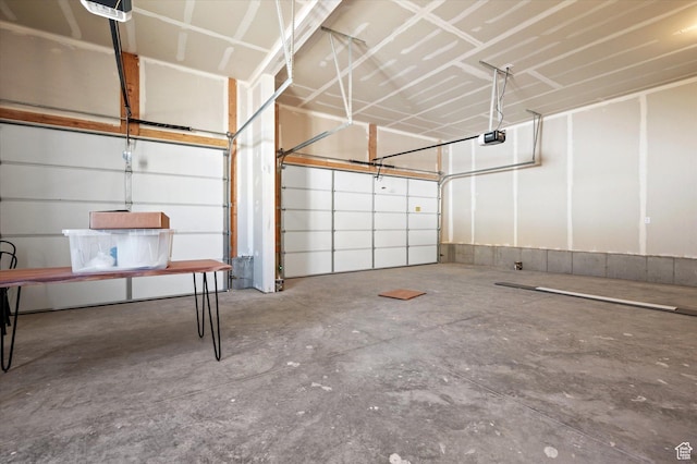 831 E 490 N Unit 143, Hyde Park, UT 84318 - garage with a garage door opener