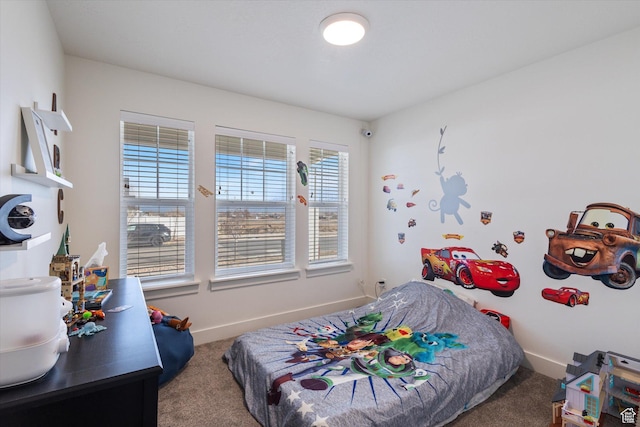 view of carpeted bedroom