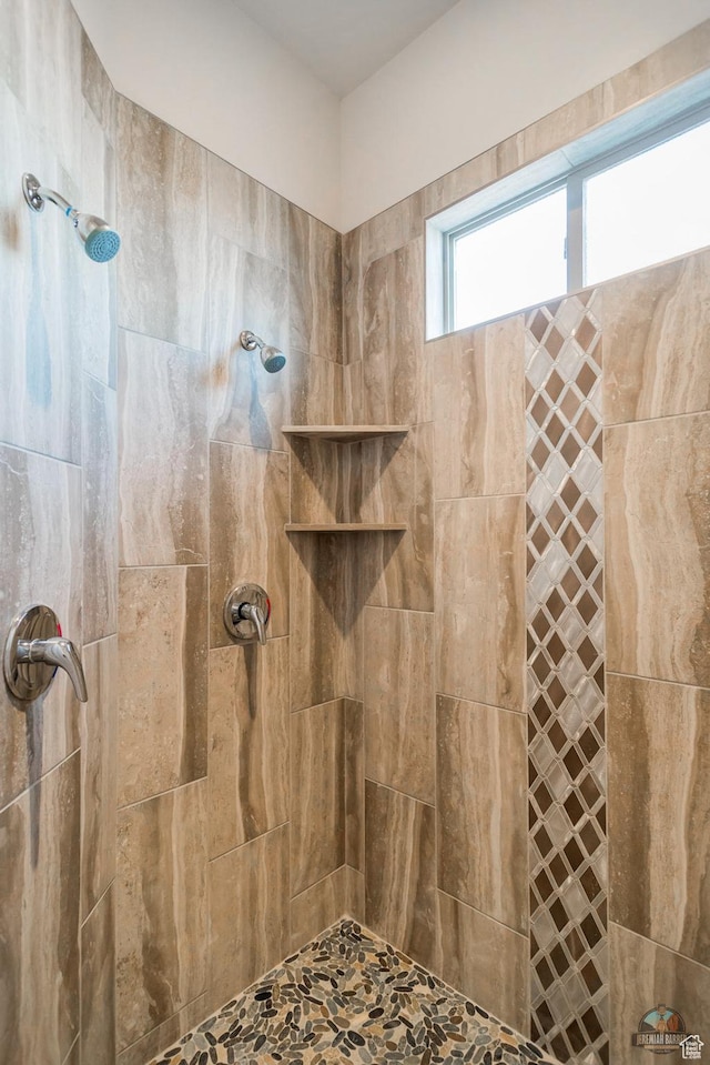 378 W Redstone Ct, Ivins, UT 84738 - full bathroom featuring tiled shower
