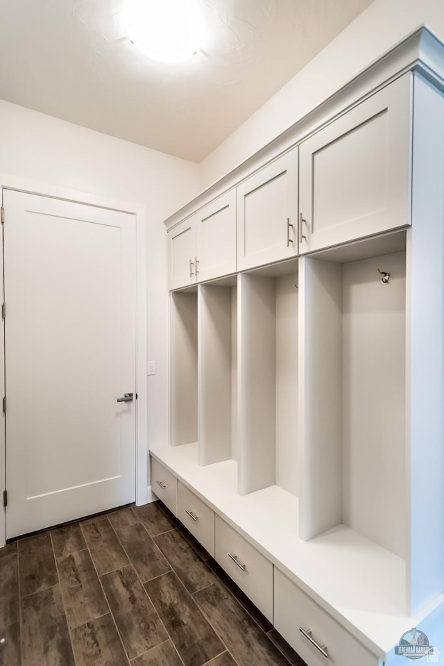 378 W Redstone Ct, Ivins, UT 84738 - mudroom with wood tiled floor