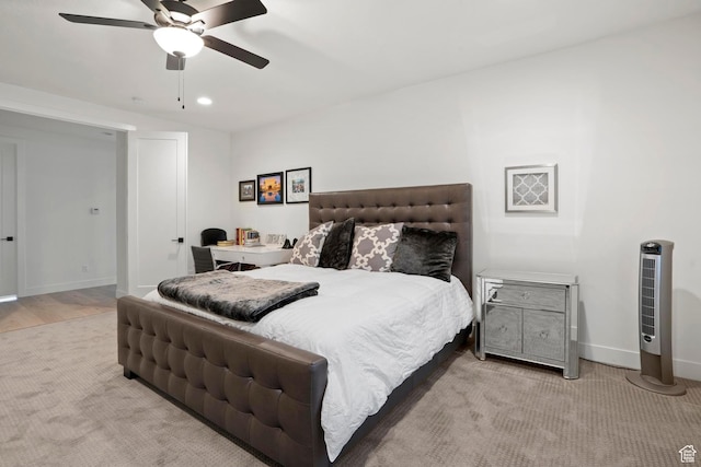 bedroom with ceiling fan