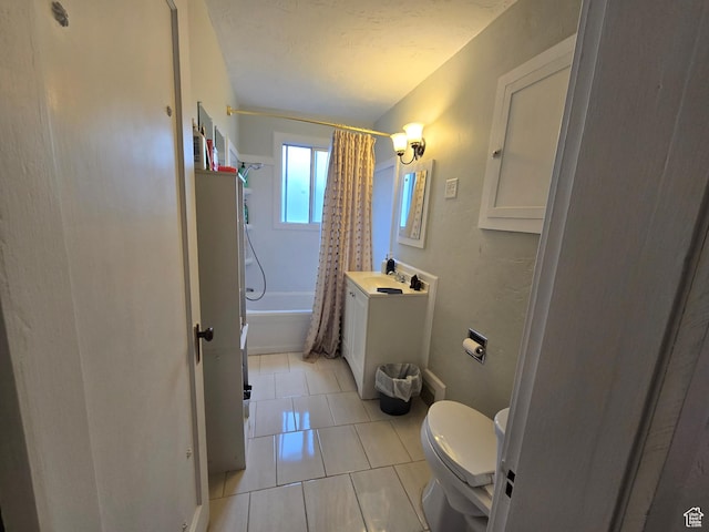 full bathroom featuring toilet, shower / bath combo with shower curtain, tile patterned flooring, and vanity
