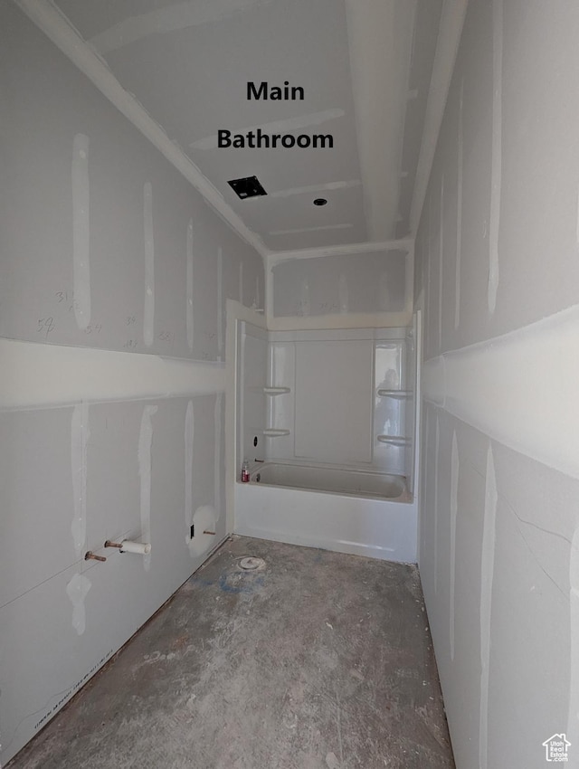 full bath featuring shower / washtub combination