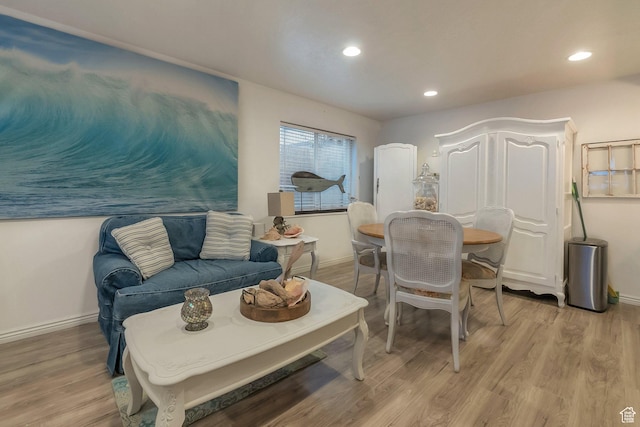 14139 S Radial Ln, Draper, UT 84020 - living area featuring light wood finished floors, recessed lighting, and baseboards