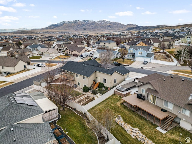 bird's eye view featuring a mountain view