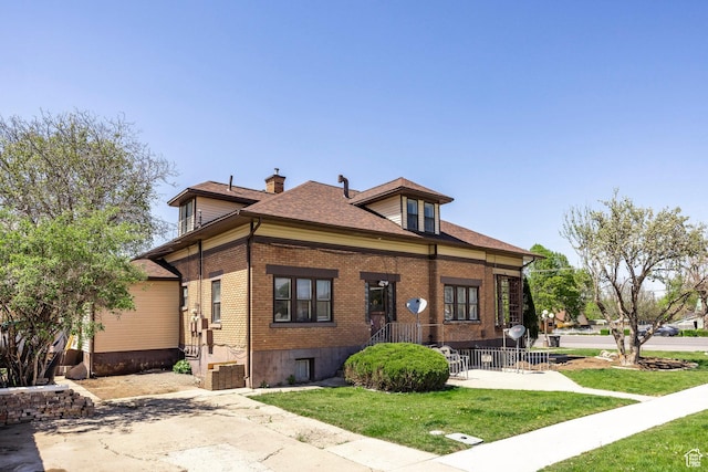 390 E Center St, Spanish Fork, UT 84660 - view of front facade featuring a front yard