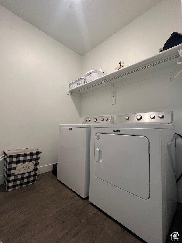 4694 E Lake Corner Dr, Eagle Mountain, UT 84005 - washroom with baseboards, independent washer and dryer, dark wood-style flooring, and laundry area