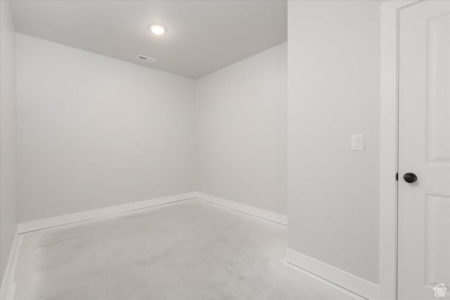 2998 N 1080 W, Lehi, UT 84043 - unfurnished room featuring baseboards, visible vents, and concrete floors
