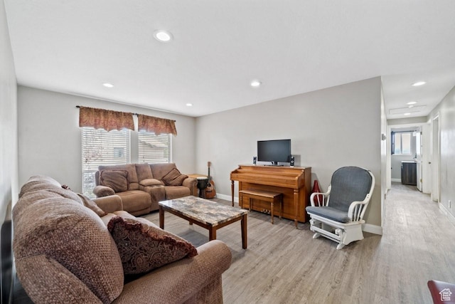 2283 E 7925 S, South Weber, UT 84405 - living room with recessed lighting, light wood finished floors, baseboards, and a wealth of natural light