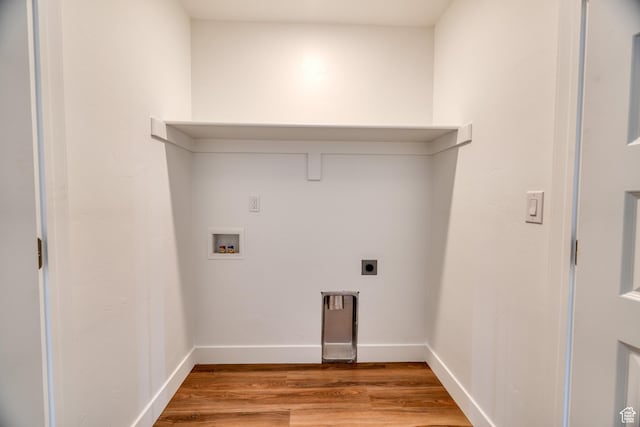 241 E 100 N Unit 3, Moab, UT 84532 - clothes washing area with washer hookup, light wood-type flooring, and electric dryer hookup