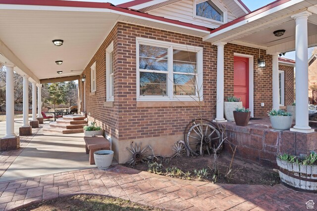 75 N 200 W, Kanab, UT 84741 - view of patio / terrace featuring a porch