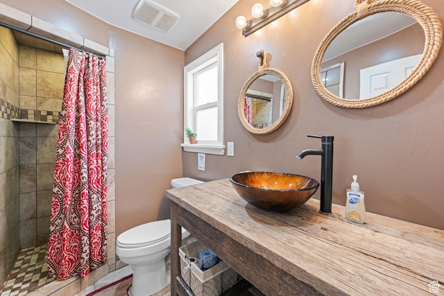 75 N 200 W, Kanab, UT 84741 - bathroom with toilet, sink, and walk in shower