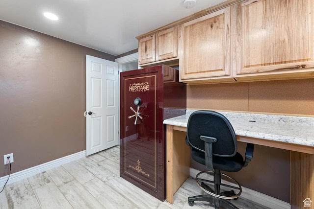 75 N 200 W, Kanab, UT 84741 - office featuring built in desk and light hardwood / wood-style flooring