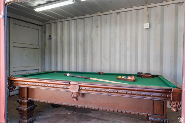 75 N 200 W, Kanab, UT 84741 - playroom featuring billiards and concrete floors