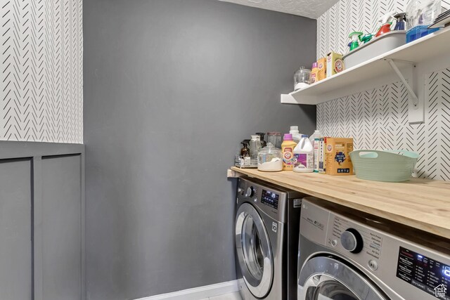 739 W Wild Hyacinth Dr, Saratoga Springs, UT 84045 - clothes washing area with bar and washing machine and dryer