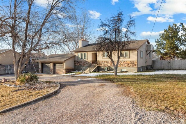 180 W 300 S, Fillmore, UT 84631 - single story home featuring a garage