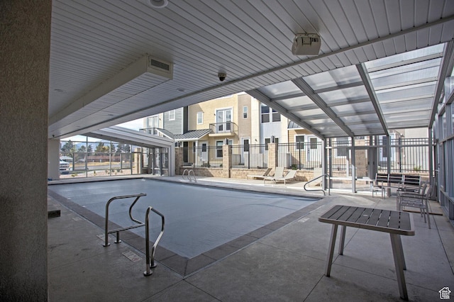 view of swimming pool