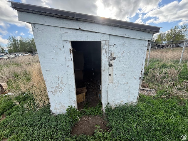 353 S 9th St, Montpelier, ID 83254 - view of outdoor structure featuring fence