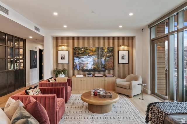 99 W S Temple St S Unit 2201, Salt Lake City, UT 84101 - living room featuring light hardwood / wood-style flooring