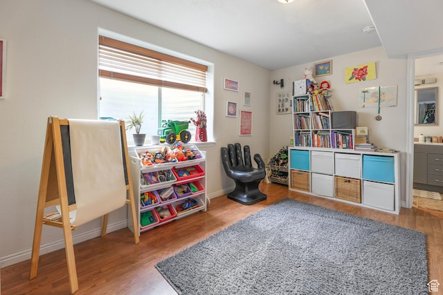 888 W Vahe St S, Draper, UT 84020 - rec room featuring wood finished floors and baseboards