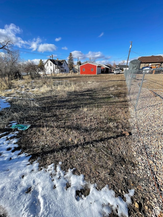 255 W Main St, Mount Pleasant, UT 84647 - view of yard with a pole building and an outdoor structure