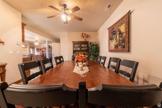 dining room with ceiling fan