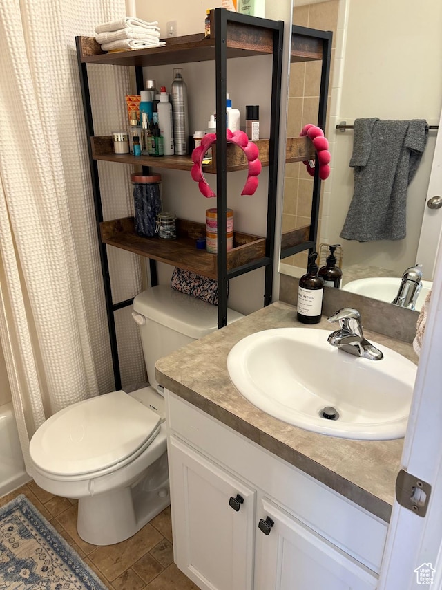 840 N Great View Dr E, Morgan, UT 84050 - bathroom featuring toilet, vanity, and shower / bathtub combination with curtain