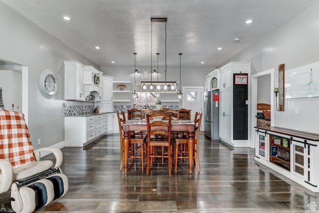 720 S 700 E, Mount Pleasant, UT 84647 - dining space with recessed lighting and dark wood finished floors