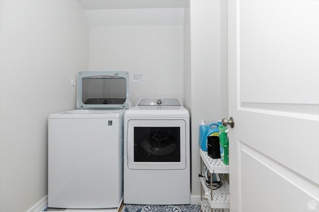 356 W Rendezvous Way, Garden City, UT 84028 - washroom featuring separate washer and dryer