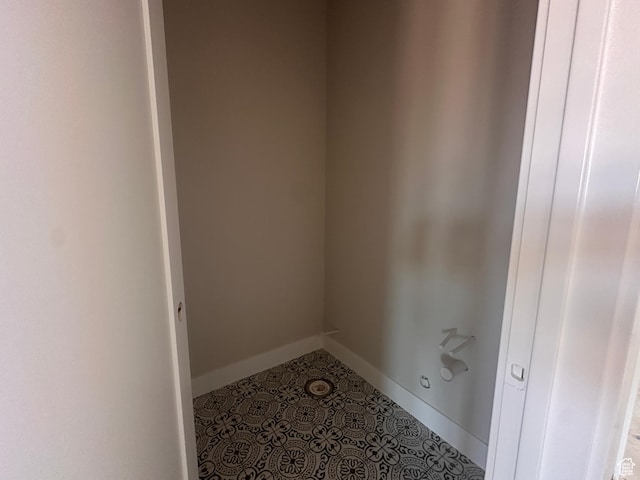 3997 W 1500 S, Hurricane, UT 84737 - laundry room featuring baseboards