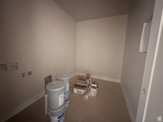3997 W 1500 S, Hurricane, UT 84737 - tiled spare room with baseboards