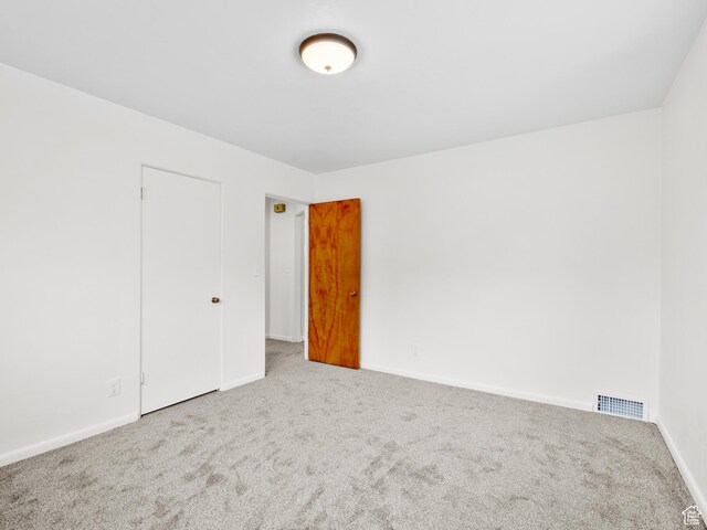 575 E 500 N, Pleasant Grove, UT 84062 - carpeted empty room featuring visible vents and baseboards