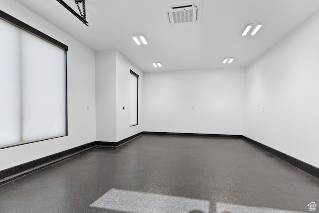 20 N Cliffside Dr, Washington, UT 84780 - unfurnished room featuring visible vents and baseboards