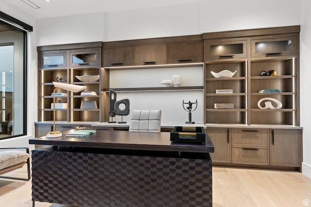 20 N Cliffside Dr, Washington, UT 84780 - office space featuring light wood-style floors