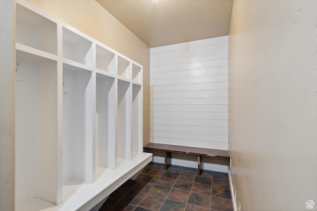 11513 S Jackson Downs Way S, Jordan, UT 84095 - mudroom with a textured ceiling
