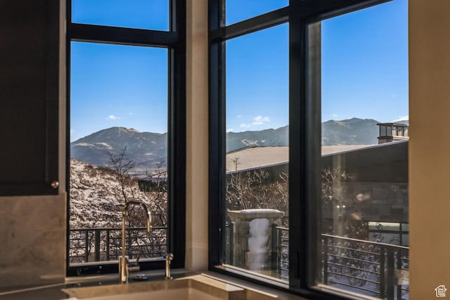 2738 Longspur Ln, Park City, UT 84098 - interior details featuring a mountain view