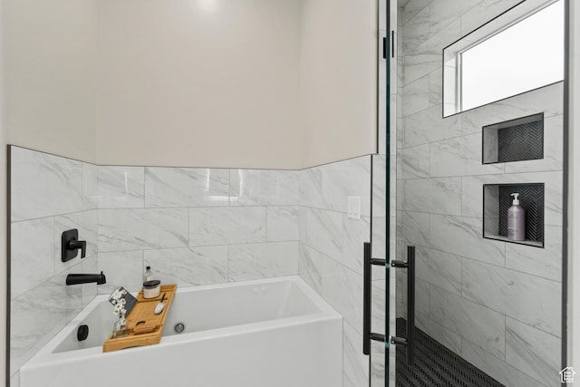 802 E Prairie Way, Washington, UT 84780 - bathroom featuring a bath