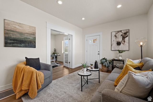 160 N Adams Ave E, Ogden, UT 84404 - living room with baseboards, wood finished floors, visible vents, and recessed lighting