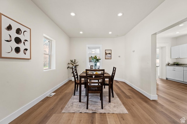 160 N Adams Ave E, Ogden, UT 84404 - dining area featuring recessed lighting, light wood-style flooring, visible vents, and baseboards