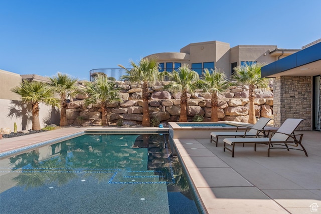 2015 S Pinnacle Cir, St George, UT 84790 - view of swimming pool featuring a patio
