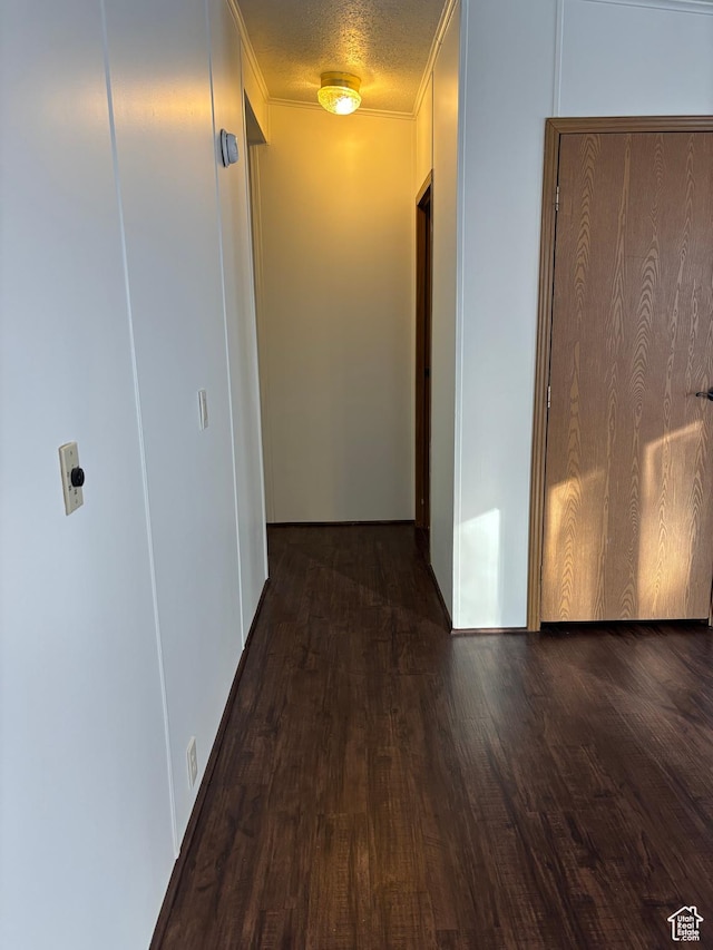 260 S 300 E, Heber City, UT 84032 - corridor with a textured ceiling and wood finished floors