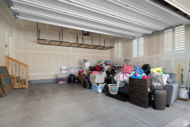 621 W 950 S, Springville, UT 84663 - garage with a garage door opener