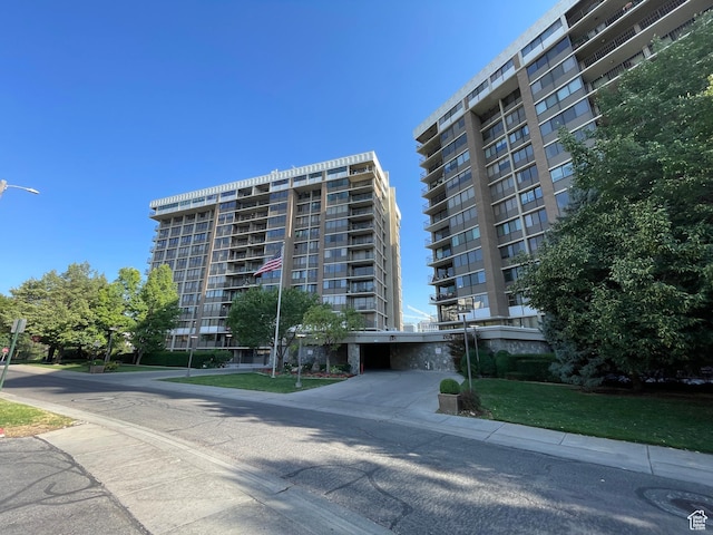 241 N Vine St W Unit 1101E, Salt Lake City, UT 84103 - photo 2