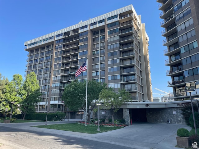 241 N Vine St W Unit 1101E, Salt Lake City, UT 84103 - photo 1