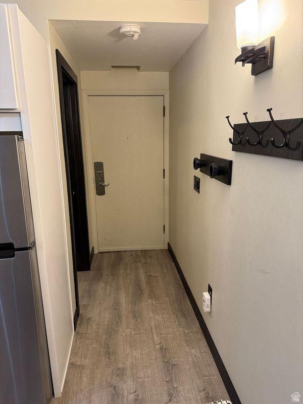 2015 Prospector Ave Unit 106, Park City, UT 84060 - corridor featuring hardwood / wood-style flooring