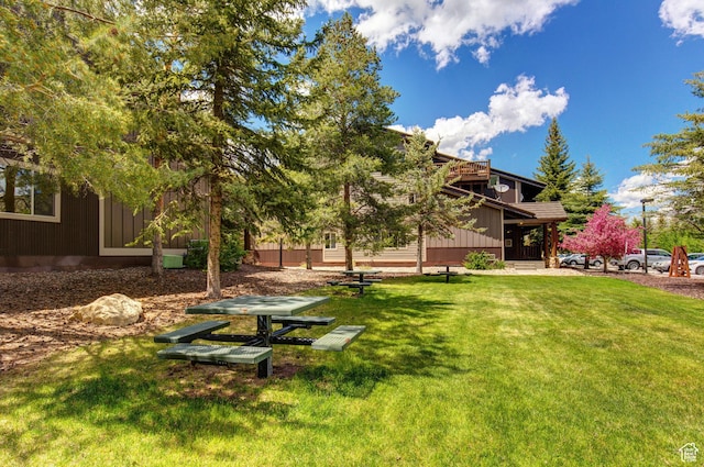 2015 Prospector Ave Unit 106, Park City, UT 84060 - surrounding community featuring a lawn